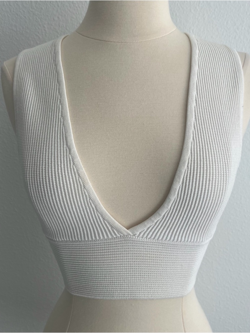 Babaton Textured Knit Crop Top in Cream